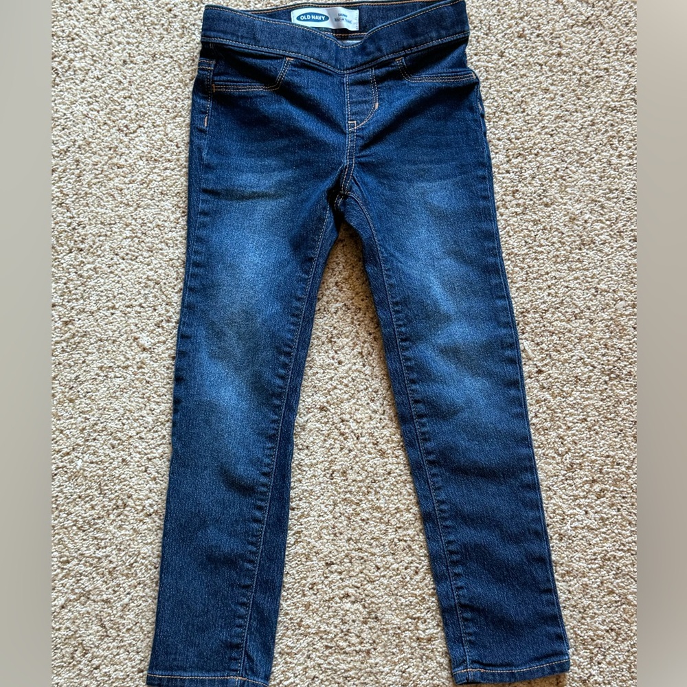 Girl’s Old Navy Jeans - Skinny - size S 6/7